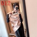 人気ブランドマフラー激安